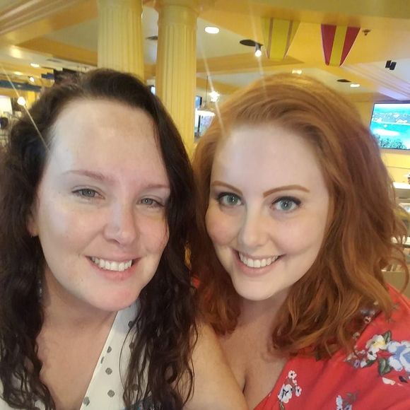 Meet your Posher, Jess - Picture 1 of 1